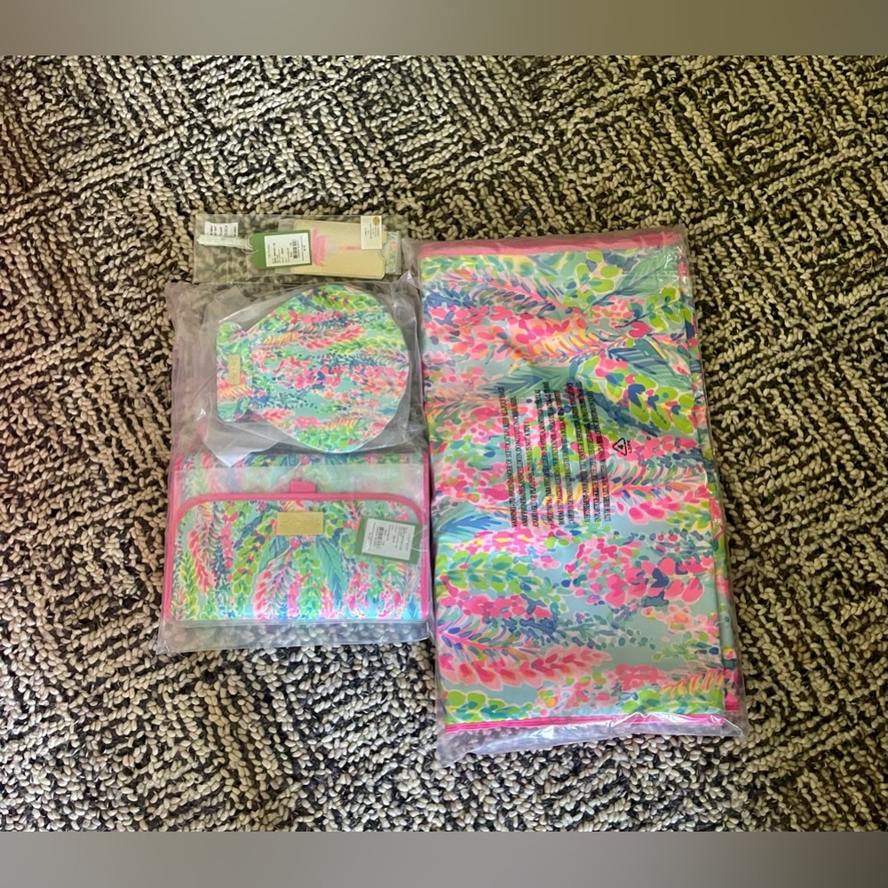 Lilly Pulitzer Travel Set Catch The Wave - Picture 12 of 16